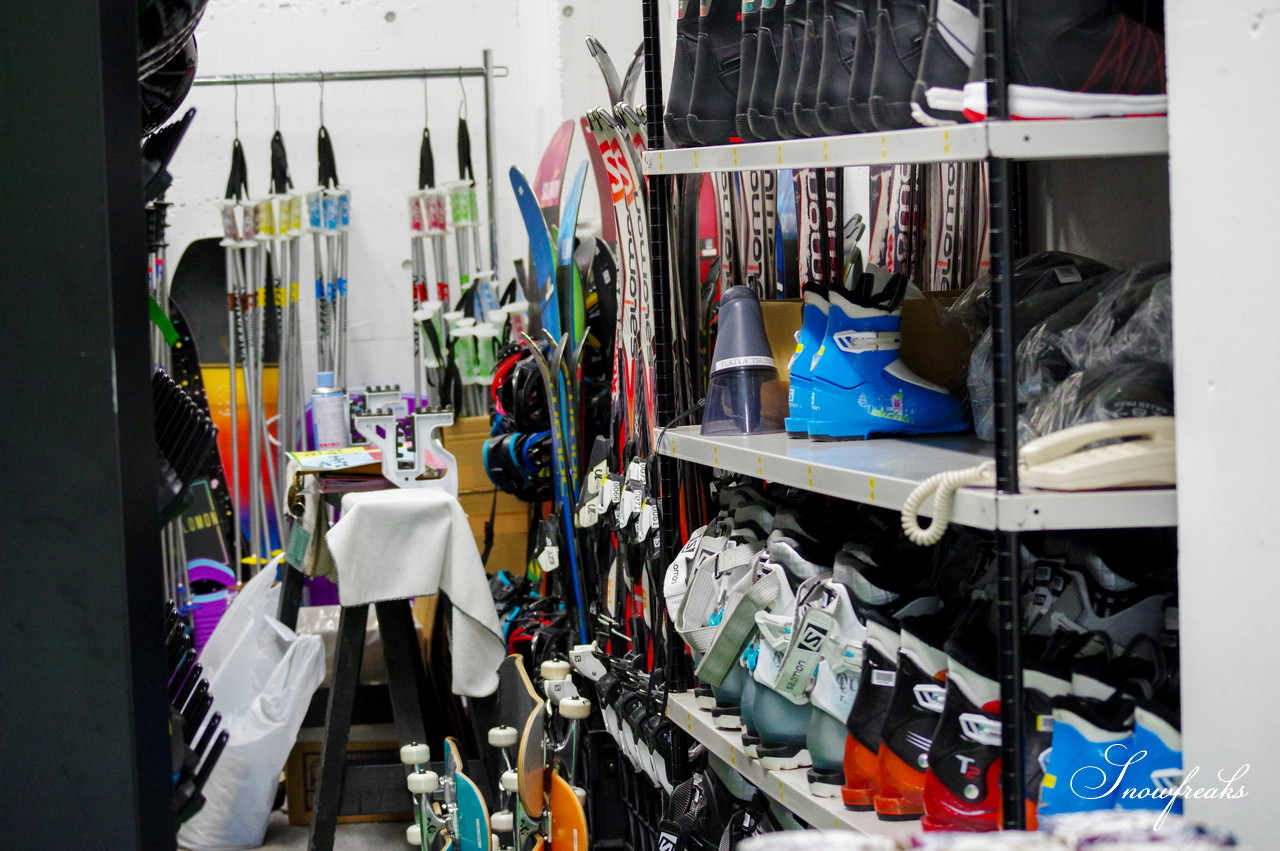 さっぽろばんけいスキー場　北海道に待望のサマーゲレンデが誕生！夏でもスキー＆スノーボードが楽しめるサマーアクティビティパーク『b.SAP』オープン(^^)v